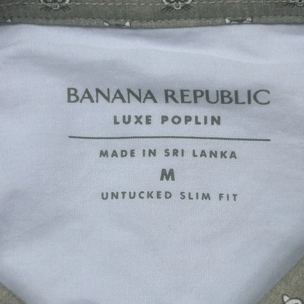 Banana Republic Shirt Mens M Gray Luxe Poplin Untucked Slim Fit Racoon Print EUC
